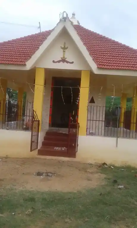 Arulmigu Chinnakaruppar Temple, Pilakkudippatti - 622422 அருள்மிகு சின்னக்கருப்பர் திருக்கோயில், Pilakkudippatti - 622422, Pudukkottai - Ancient Temple Architecture and History Image 6