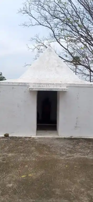 Arulmigu Chinnaman Temple, Ponnivadi - 638373