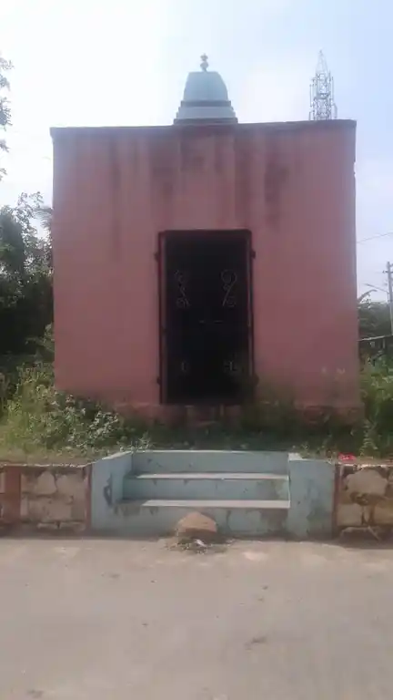 Arulmigu Chinnamariamman and periamariammanTemple, Irupali - 637102 அருள்மிகு சின்ன மாரியம்மன் மற்றும் பெரியமாரியம்மன் திருக்கோயில்கள், Irupali - 637102, Salem - Ancient Temple Architecture and History Image 4