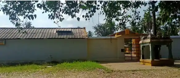 Arulmigu Chinnamman Nattarayasamy Temple, Koorapalayam, Perundurai, Perundurai - 638052 அருள்மிகு சின்னம்மன் நாட்ராயசாமி திருக்கோயில், கூரப்பாளையம், பெருந்துறை,, Perundurai - 638052, Erode - Ancient Temple Architecture and History Image 6