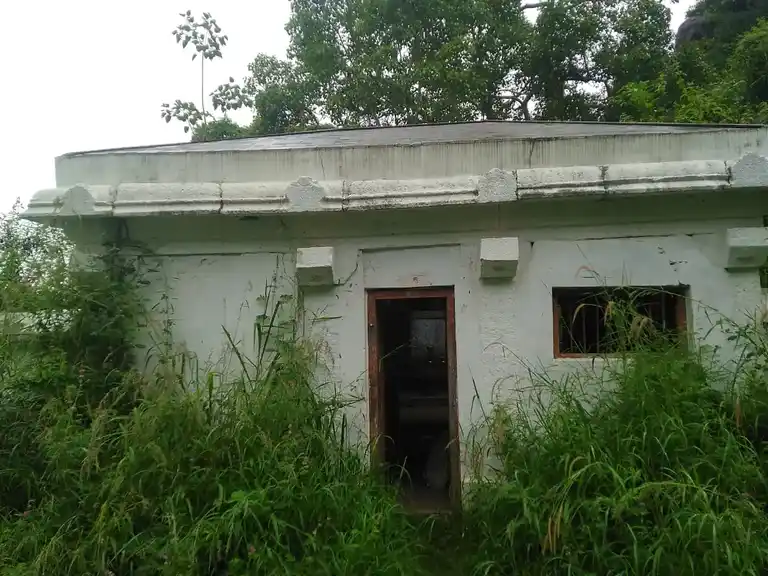 Arulmigu Chirakkonam Sastha Temple, Chirakkonam, Padmanabhapuram - 629175 Arulmigu Chirakkonam Sastha Temple, Chirakkonam, Padmanabhapuram - 629175, Kanyakumari - Ancient Temple Architecture and History Image 2