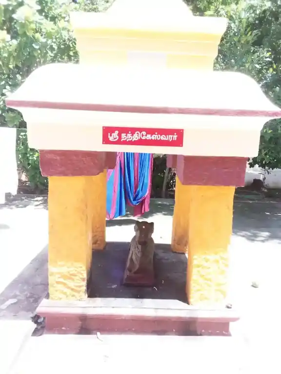 Arulmigu Chithabareshwar Lashminarayanaswamy Temple, Saliyamangalam - 614205 அருள்மிகு சிதம்பரேஸ்வரர் மற்றும் லெட்சுமிநாராயணப்பெருமாள் திருக்கோயில், Saliyamangalam - 614205, Thanjavur - Ancient Temple Architecture and History Image 6