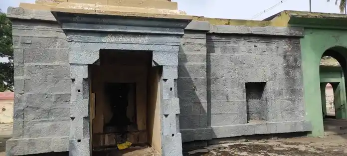 Arulmigu Chithampareswarar Temple, Poyyamani - 639110 அருள்மிகு சிதம்பரேஸ்வரர் திருக்கோயில், Poyyamani - 639110, Karur - Ancient Temple Architecture and History Image 3