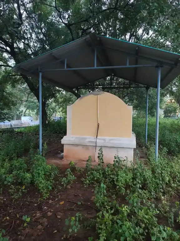 Arulmigu Chithirathaai Temple, Vembarpatti - 624308 அருள்மிகு சித்திரத்தாய் திருக்கோயில், Vembarpatti - 624308, Dindigul - Ancient Temple Architecture and History Image 2