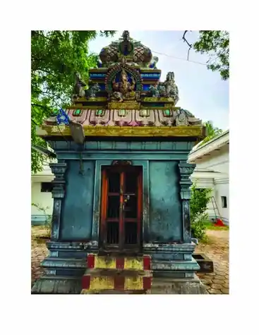 Arulmigu Chittratru Veeriammanthirukoil, Ilanji - 627805 அருள்மிகு சிற்றாற்று வீரியம்மன் திருக்கோயில், இலஞ்சி - 627805, Tenkasi - Ancient Temple Architecture and History Image 2