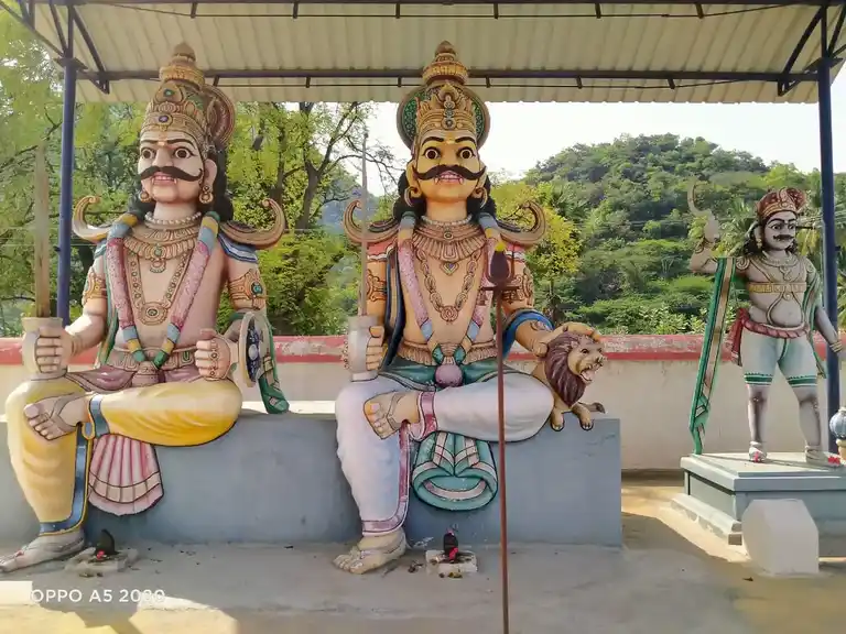 Arulmigu Chokanachiamman Temple, Urachikottai, Bhavani - 638301 அருள்மிகு சொக்கநாச்சியம்மன் திருக்கோயில், ஊராட்சிக்கோட்டை, பவானி - 638301, Erode - Ancient Temple Architecture and History Image 4