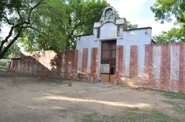 Arulmigu Chokkalingaswamy Temple, Vembakottai, Vembakottai - 626131 அருள்மிகு சொக்கலிங்கசுவாமி திருக்கோயில், வெம்பக்கோட்டை, வெம்பக்கோட்டை நகர் - 626131, Virudhunagar - Ancient Temple Architecture and History Image 4