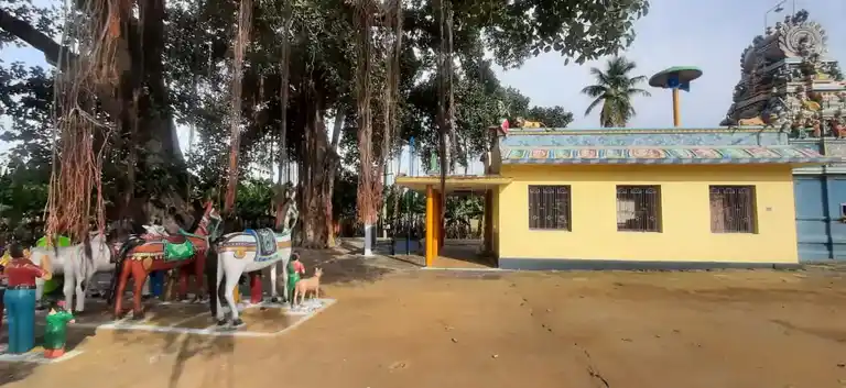 Arulmigu Chokkanachiyamman Temple, Kesarimangalam - 638311 அருள்மிகு சொக்கநாச்சியம்மன் திருக்கோயில், Kesarimangalam - 638311, Erode - Ancient Temple Architecture and History Image 3