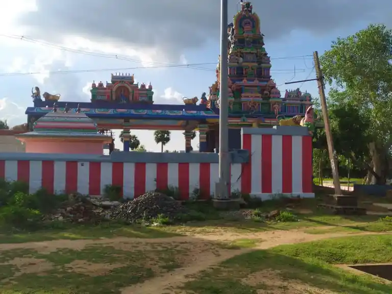 Arulmigu Cholapiratiamman Temple, Tholaiyanur, Thirumayam Taluk - 622507