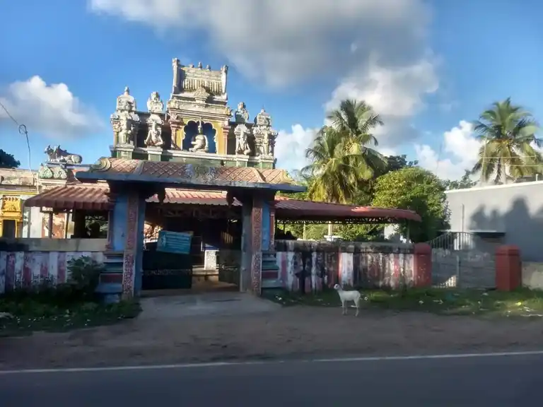 Arulmigu Cinnanswamy Madam, Keezhasannanallur - 609504 அருள்மிகு சின்னான் சுவாமி மடம், கீழசன்னாநல்லூர் - 609504, Nagapattinam - Ancient Temple Architecture and History Image 8