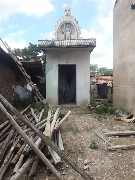 Arulmigu Cinnarambalam Temple, Veppanuthu - 625529 அருள்மிகு சின்னாரம்பலம் திருக்கோயில், Veppanuthu - 625529, Madurai - Ancient Temple Architecture and History Image 3