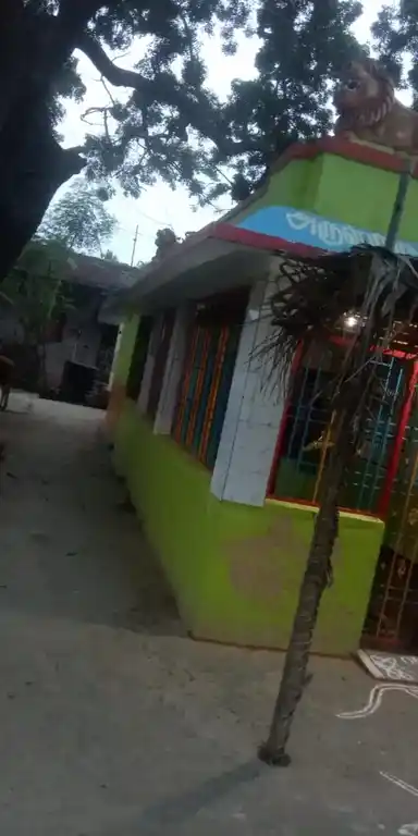 Arulmigu Dandumariamman Temple, Near Main Road, Kolathur - 631207 அருள்மிகு தண்டு மாரியம்மன் திருக்கோயில், Near Main Road, Kolathur - 631207, Tiruvallur - Ancient Temple Architecture and History Image 2