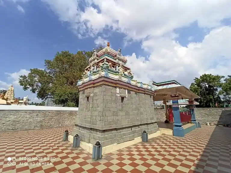 Arulmigu Darmarajar Temple, Kovilpalayam Road, Idigarai - 641022 அருள்மிகு தர்மராஜர் திருக்கோயில், கோவில்பாளையம் ரோடு, Idigarai - 641022, Coimbatore - Ancient Temple Architecture and History Image 5