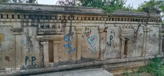 Arulmigu Darmarajar Temple, Kurukappatti, Singarapettai - 636307 அருள்மிகு தர்மராஜர் திருக்கோயில், Kurukappatti, Singarapettai - 636307, Krishnagiri - Ancient Temple Architecture and History Image 2