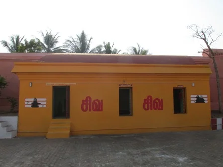 அருள்மிகு தயாநிதீஸ்வரர் திருக்கோயில், Vadakurankadu Durai, Thanjavur - 614202 - Main View