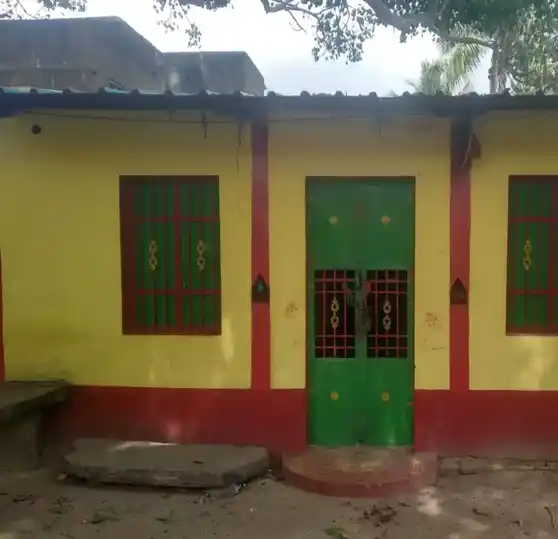 Arulmigu Dedukaragam Temple, Chikkapuvathi, Doddapuvathi - 635122 அருள்மிகு தேடுகரகம் திருக்கோயில், தொட்டபூவத்தி, சிக்கபூவத்தி - 635122, Krishnagiri - Ancient Temple Architecture and History Image 2