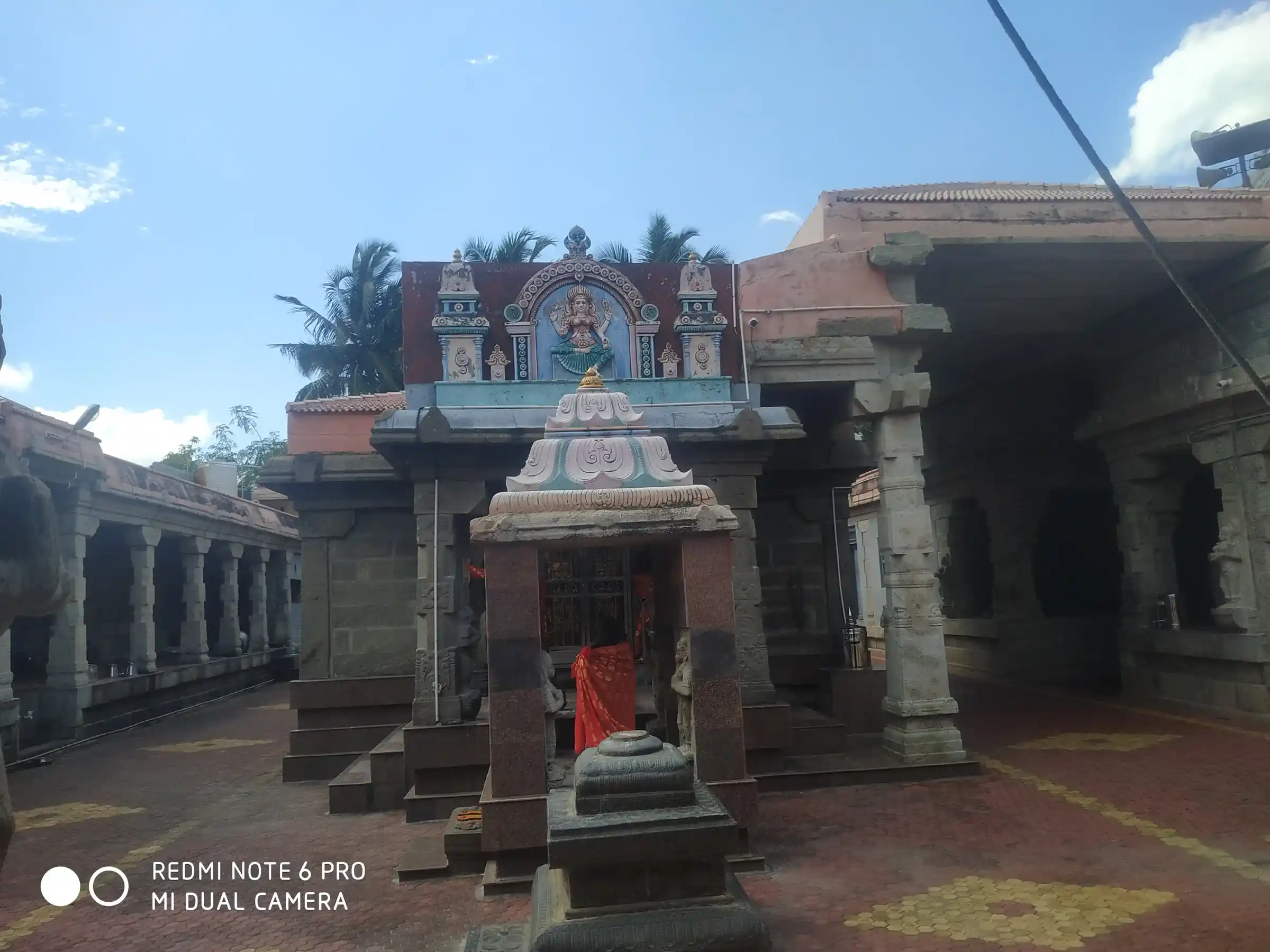 Arulmigu Desa Assariyar Veera Nangai Amman, Alagiya Pandi Puram - 629851