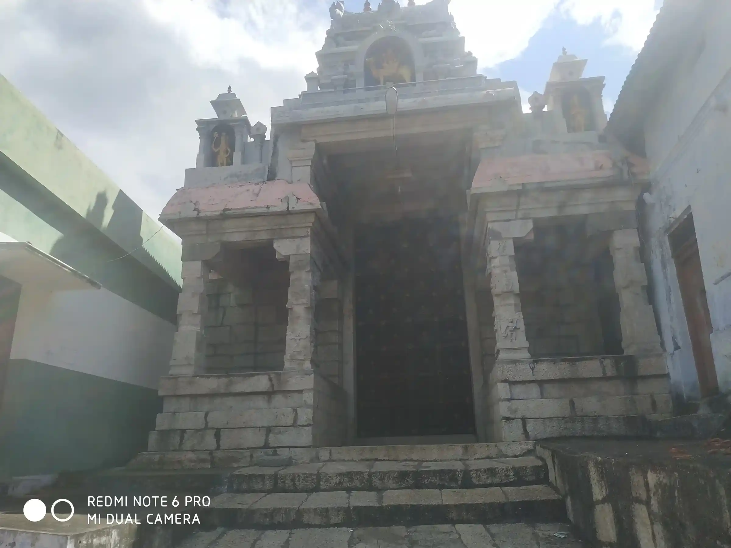 Arulmigu Desa Assariyar Veera Nangai Amman, Alagiya Pandi Puram - 629851 அருள்மிகு தேசாசாரியாள் வீரவநங்கை அம்மன் திருக்கோயில், Alagiya Pandi Puram - 629851, Kanyakumari - Ancient Temple Architecture and History Image 3