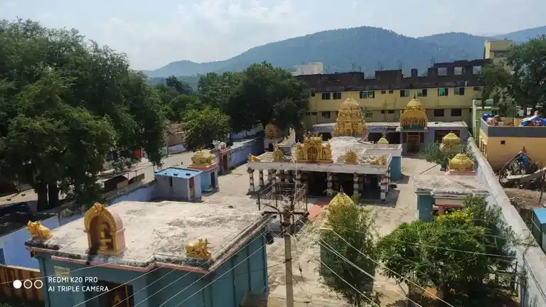 Arulmigu Desanadeeswarar Temple, Koothapadi - 636810 Arulmigu Desanadeeswarar Temple, Koothapadi - 636810, Dharmapuri - Ancient Temple Architecture and History Image 2