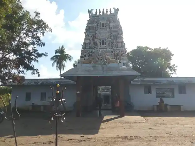 Arulmigu Desikanathar Pannaiamman Temple, Ealur - 637018 அருள்மிகு தேசிகநாதர் பண்ணையம்மன் திருக்கோயில், ஏழூர் - 637018, Namakkal - Ancient Temple Architecture and History Image 3