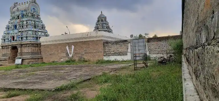 Arulmigu Desikaswamy Temple, Guruvalappar Kovil, Guruvalappar Kovil - 621901 Arulmigu Desikaswamy Temple, Guruvalappar Kovil, Guruvalappar Kovil - 621901, Ariyalur - Ancient Temple Architecture and History Image 2