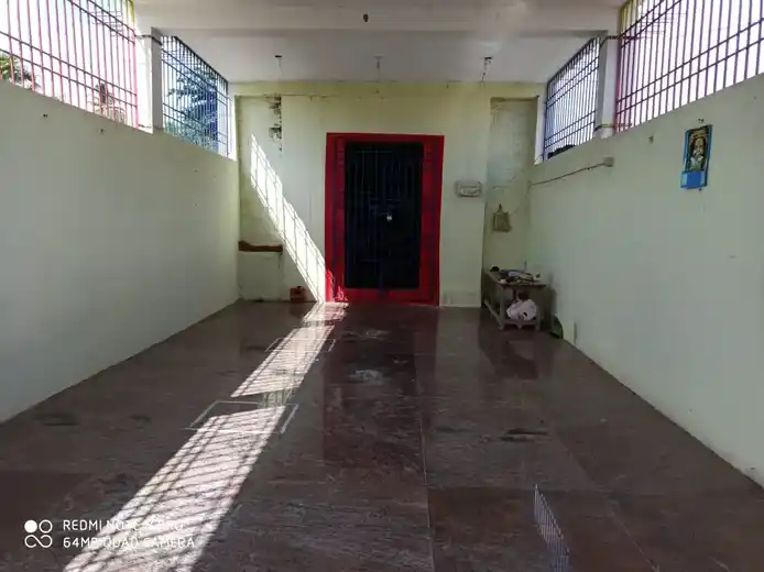 Arulmigu Devar Singer Madam, Inside The Village, Irulanjeri - 602001 அருள்மிகு தேவர்சிங்கர் மடம், Inside The Village, Irulanjeri - 602001, Tiruvallur - Ancient Temple Architecture and History Image 4