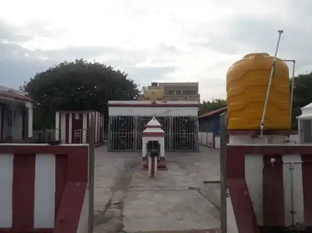 Arulmigu Devathai Pandiyamman Temple, Sholinganallur, Chennai - 600119 அருள்மிகு தேவதை பயண்டியம்மன் திருக்கோயில், சோழிங்கநல்லூர், சென்னை - 600119, Chengalpattu - Ancient Temple Architecture and History Image 2