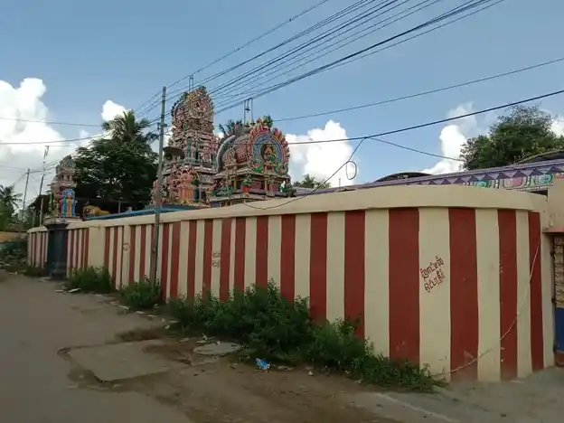 Arulmigu Devi Karumari Amman Temple, Thiruvillinjiyam Bakkam - 600071 அருள்மிகு தேவி கருமாரியம்மன் திருக்கோயில், திருவில்லிஞ்சியம் பாக்கம் - 600071, Tiruvallur - Ancient Temple Architecture and History Image 3