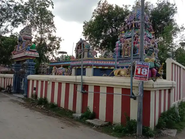 Arulmigu Devi Karumari Amman Temple, Thiruvillinjiyam Bakkam - 600071 அருள்மிகு தேவி கருமாரியம்மன் திருக்கோயில், திருவில்லிஞ்சியம் பாக்கம் - 600071, Tiruvallur - Ancient Temple Architecture and History Image 4