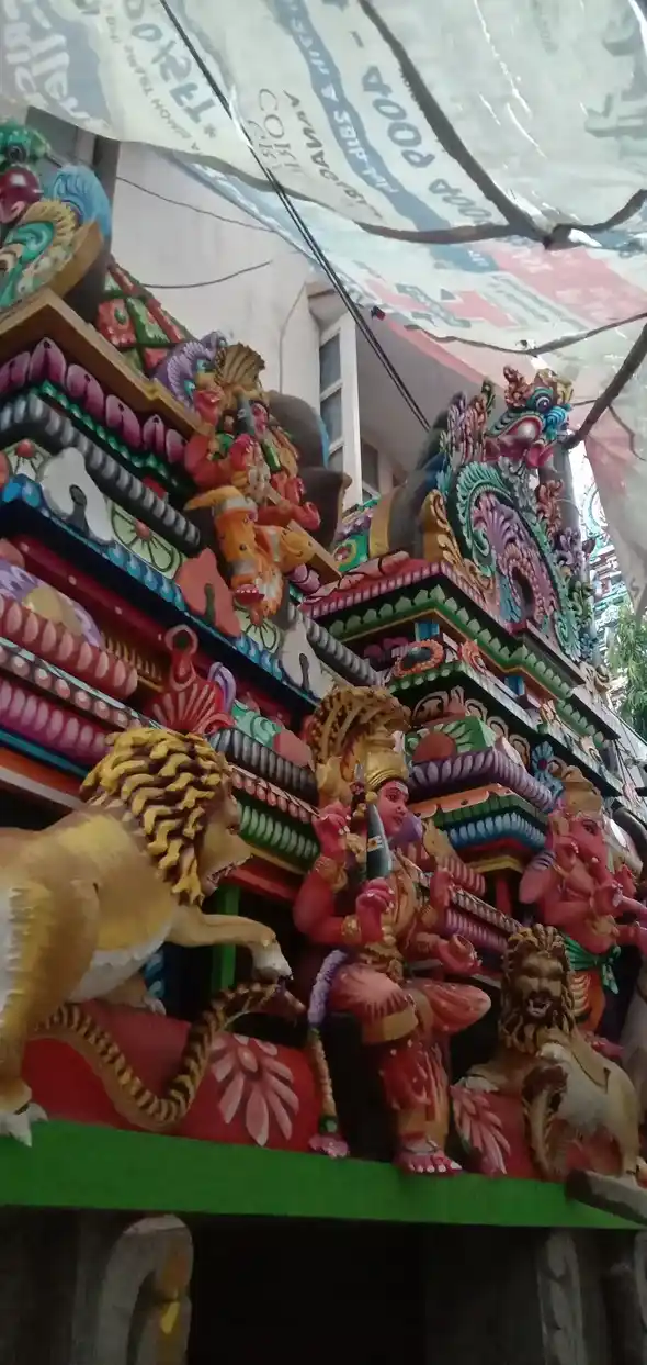 Arulmigu Devi Karumariamman Temple, Thousand Light, Chennai - 600006 அருள்மிகு தேவி கருமாரியம்மன் திருக்கோயில், ஆயிரம் விளக்கு, சென்னை - 600006, Chennai - Ancient Temple Architecture and History Image 4
