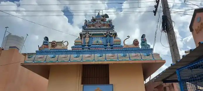 Arulmigu Devi Karumariyamman Temple, Ashok Nagar - 631001 அருள்மிகு தேவி கருமாரியம்மன் திருக்கோயில், அசோக் நகர் - 631001, Ranipet - Ancient Temple Architecture and History Image 2