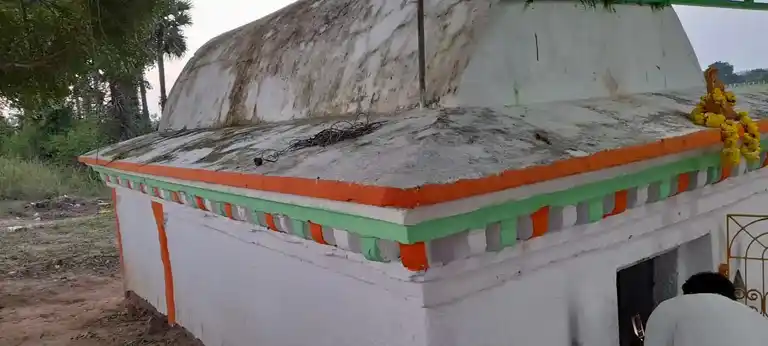 Arulmigu Devi Karumariyamman Temple, Chettithangal, Thiruvannamalai - 631502 அருள்மிகு தேவி கரு மாரியம்மன் திருக்கோயில், Chettithangal, அரசங்குப்பம் - 631502, Tiruvannamalai - Ancient Temple Architecture and History Image 7