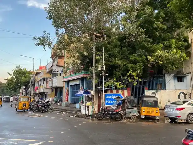Arulmigu Devi Periyapalayathamman Temple, Shenoynagar, Chennai - 600030 அருள்மிகு தேவி பெரியபாளையத்தம்மன் திருக்கோயில், தமிழர் நகர், சென்னை - 600030, Chennai - Ancient Temple Architecture and History Image 2