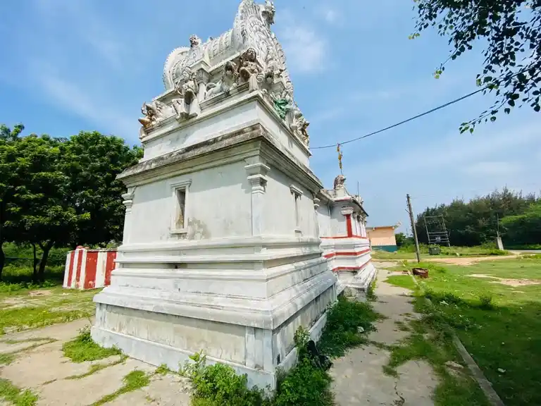 Arulmigu Devi Pidari Amman Temple, End Of The Village, Devathanam - 601203 Arulmigu Devi Pidari Amman Temple, End Of The Village, Devathanam - 601203, Tiruvallur - Ancient Temple Architecture and History Image 2