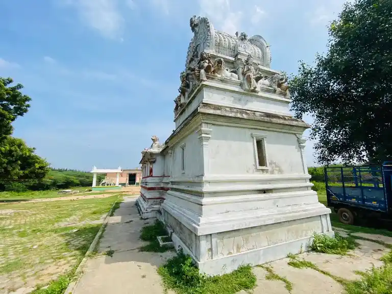 Arulmigu Devi Pidari Amman Temple, End Of The Village, Devathanam - 601203 Arulmigu Devi Pidari Amman Temple, End Of The Village, Devathanam - 601203, Tiruvallur - Ancient Temple Architecture and History Image 5