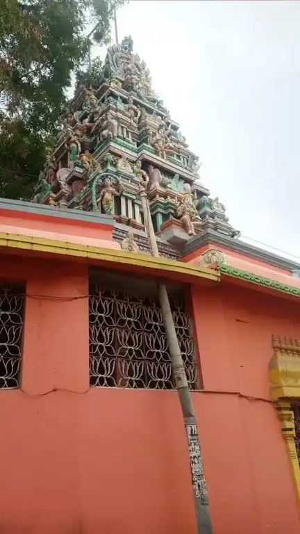 Arulmigu Devikarumariamman Temple, Navalpur - 632402 அருள்மிகு தேவி கருமாரியம்மன் திருக்கோயில், நவல்பூர் - 632402, Ranipet - Ancient Temple Architecture and History Image 2