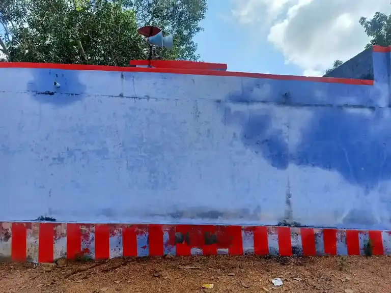 Arulmigu Dhadikkaran And Petchiamman Temple, Pasuvandanai - 628401 அருள்மிகு தடிக்காரன் மற்றும் பேச்சியம்மன் திருக்கோயில், Pasuvandanai - 628401, Thoothukudi - Ancient Temple Architecture and History Image 2