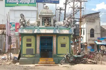 Arulmigu Dhagamtheerthavinayagar Temple, Mayiladuthurai - 609001 Temple