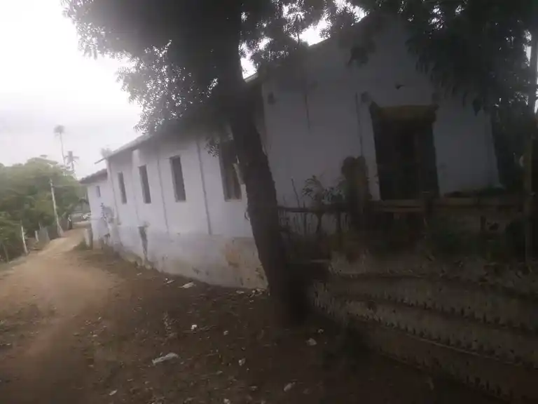 Arulmigu Dhandayudhabani Swamy Madam, Kallappalli - 639105 அருள்மிகு தண்டபாணிசுவாமி மடம், Kallappalli - 639105, Karur - Ancient Temple Architecture and History Image 5