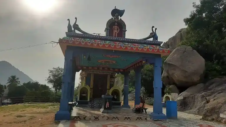 Arulmigu Dhandayudhapaniswamy, Vellaiyaampattu - 605201 அருள்மிகு தண்டபாணிசுவாமி திருக்கோயில், Vellaiyaampattu - 605201, Viluppuram - Ancient Temple Architecture and History Image 5