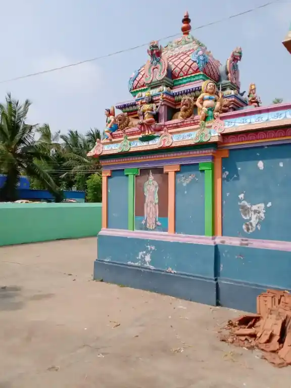 Arulmigu Dharkas Mariyamman Temple, Pudhupattinam - 609101 அ/மி.தர்காஸ் மாரியம்மன் திருக்கோயில், Sirkazhi - 609101, Mayiladuthurai - Ancient Temple Architecture and History Image 3