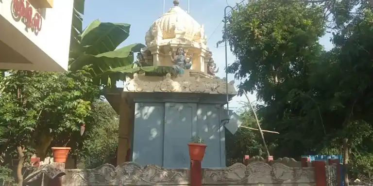 Arulmigu Dharma Raja Throupathi Amman Temple, Ivanallur - 611106 Temple