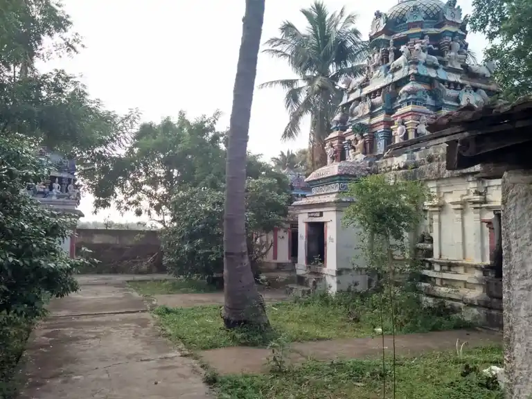 Arulmigu Dharmalingeswarar Temple, Thamaraipoondi - 621719 Arulmigu Dharmalingeswarar Temple, Thamaraipoondi - 621719, Ariyalur - Ancient Temple Architecture and History Image 3