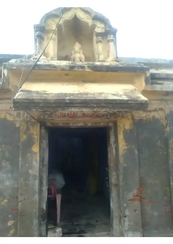 Arulmigu Dharmapurieswarar Temple, Solavidhyapuram - 611104 அருள்மிகு தர்மபுரீஸ்வரர் திருக்கோயில், Solavidhyapuram - 611104, Nagapattinam - Ancient Temple Architecture and History Image 3