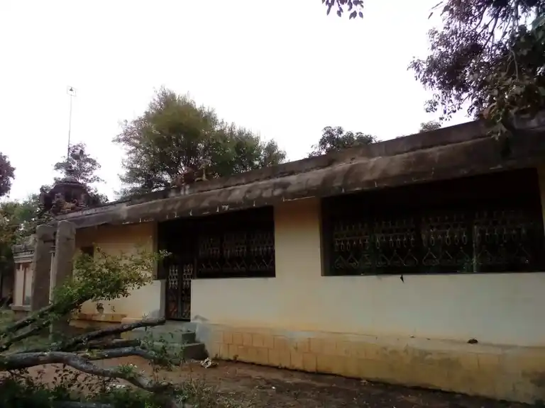 Arulmigu Dharmar Temple, Kaayakkaadu - 614624 அருள்மிகு தர்மர் திருக்கோயில், Kaayakkaadu - 614624, Pudukkottai - Ancient Temple Architecture and History Image 3