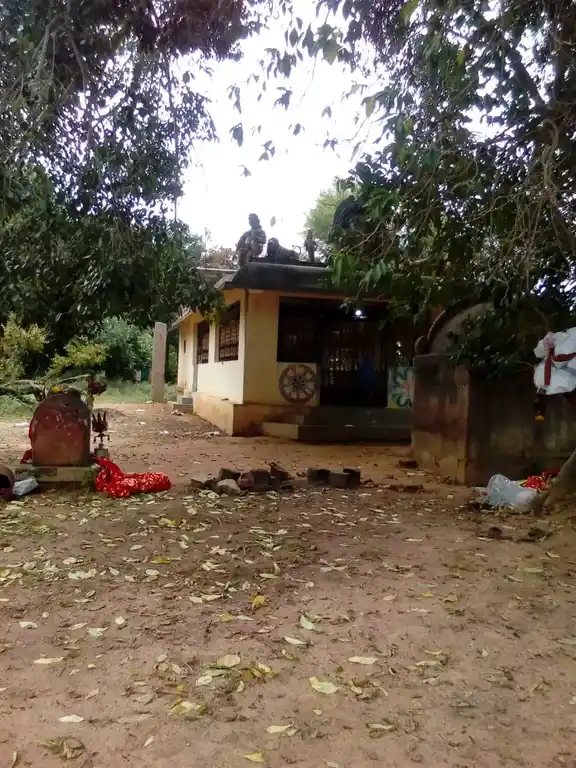Arulmigu Dharmar Temple, Kaayakkaadu - 614624 அருள்மிகு தர்மர் திருக்கோயில், Kaayakkaadu - 614624, Pudukkottai - Ancient Temple Architecture and History Image 4