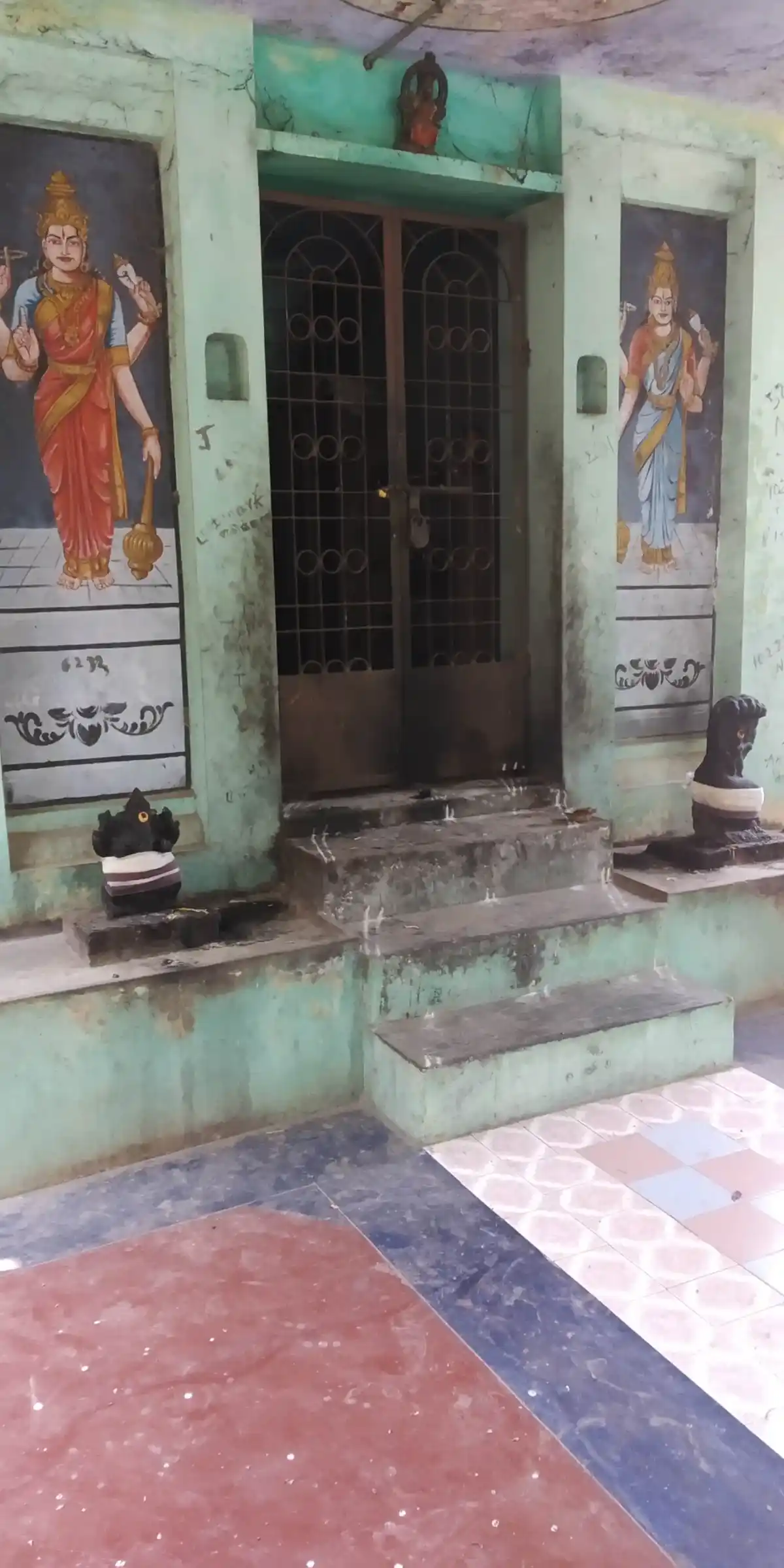 Arulmigu Dharmaraja Durapathiamman Temple, Melacauvery - 612002 Arulmigu Dharmaraja Durapathiamman Temple, Melacauvery - 612002, Thanjavur - Ancient Temple Architecture and History Image 3