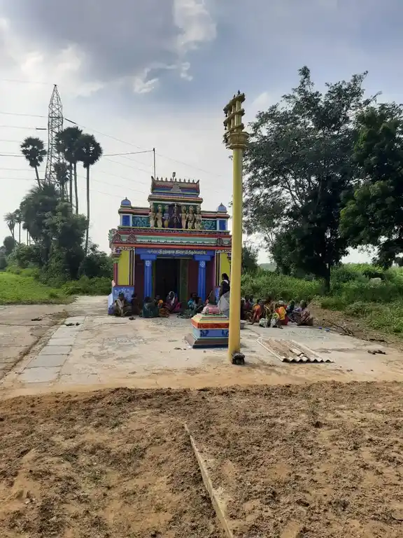 Arulmigu Dharmaraja Temple, End Of The Village, Pondavakkam - 602026 அருள்மிகு தர்மராஜா திருக்கோயில்,  - 602026, Tiruvallur - Ancient Temple Architecture and History Image 3
