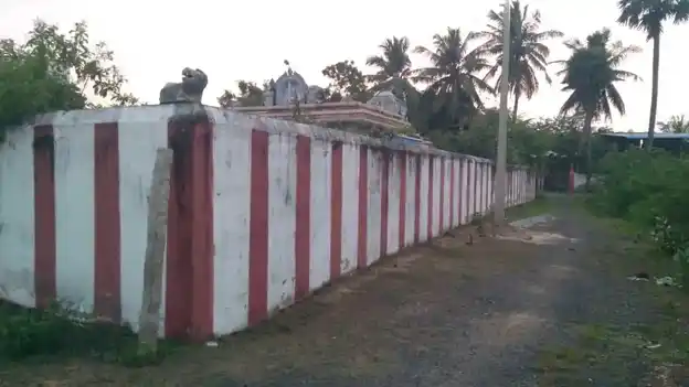 Arulmigu Dharmaraja Temple, End Of The Village, Velur - 601204 அருள்மிகு தர்மராஜா திருக்கோயில், End Of The Village, Velur - 601204, Tiruvallur - Ancient Temple Architecture and History Image 4