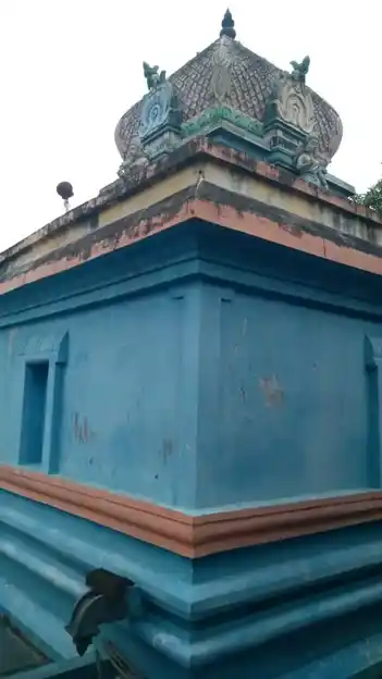 Arulmigu Dharmaraja Temple, End Of The Village, Velur - 601204 அருள்மிகு தர்மராஜா திருக்கோயில், End Of The Village, Velur - 601204, Tiruvallur - Ancient Temple Architecture and History Image 6